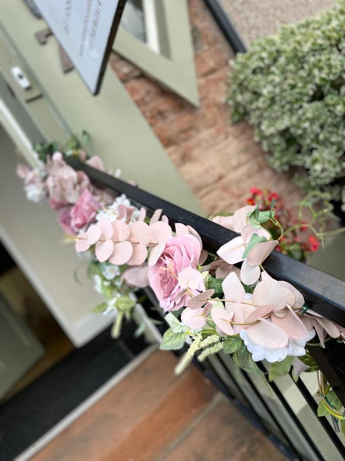 Abbey House B & B Penrith Buitenkant foto