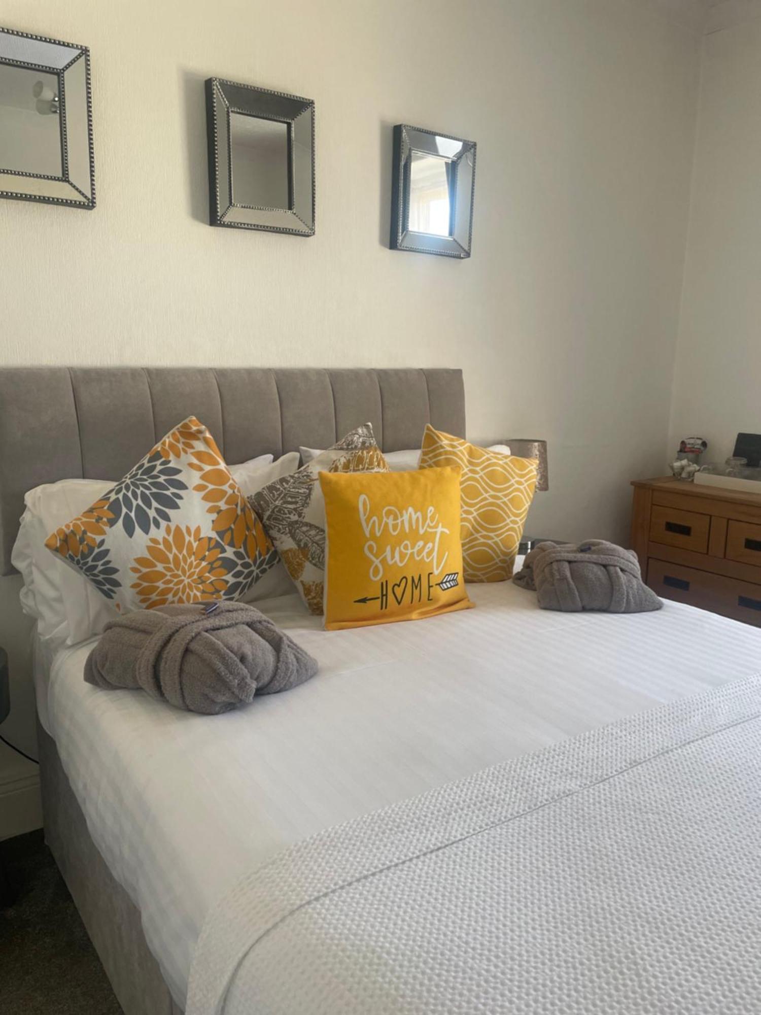 Abbey House B & B Penrith Buitenkant foto